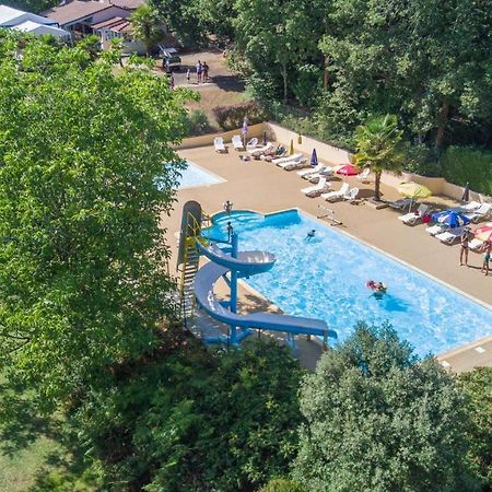 Отель Camping Au Bois Dormant Chauffour-sur-Vell Экстерьер фото