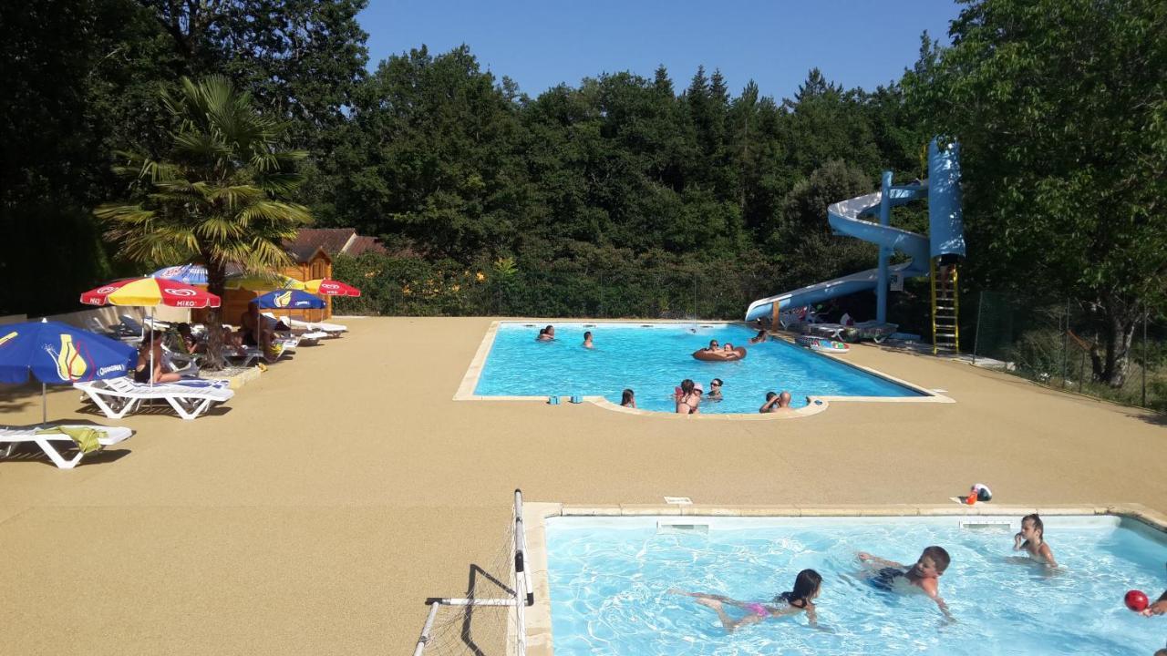 Отель Camping Au Bois Dormant Chauffour-sur-Vell Экстерьер фото